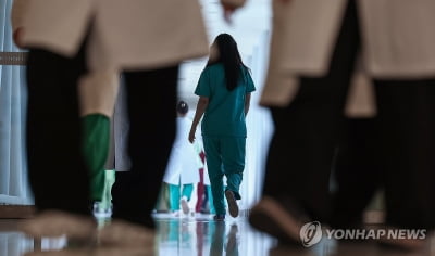 복지부, 전공의 13명 업무개시명령 '공고'…미복귀 처벌 초읽기(종합)