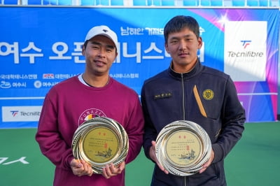 박의성·김나리 여수오픈 복식 우승…3일 단식서 2관왕 도전