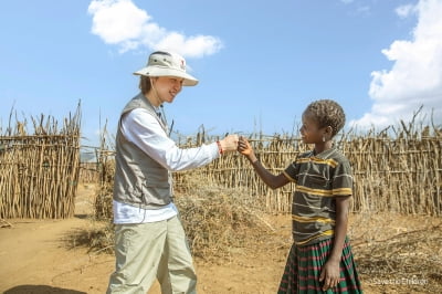 래퍼 원슈타인 "탄자니아 아동 생존권 위한 마라톤에 관심을"