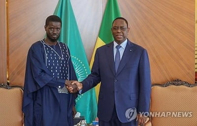 세네갈 파예 당선인, 최연소 대통령으로 4월 2일 취임