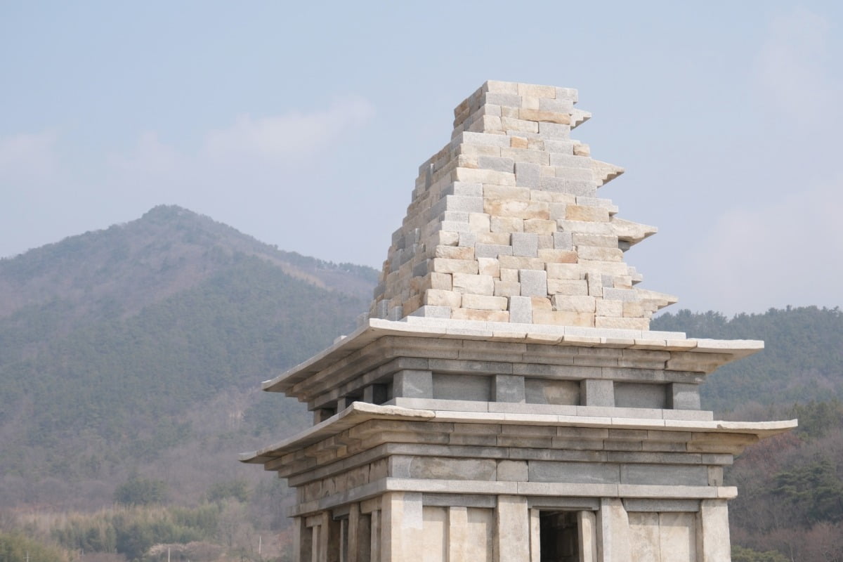 익산 미륵사지 석탑 / 필자 제공 