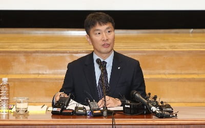 이복현 "저성장·고령화 대안은 자본시장…투자 선순환 활성화해야"