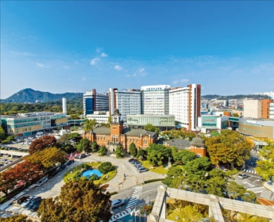 '적자 늪' 서울대병원, 출자회사 이지메디컴 지분 5.6% 매각