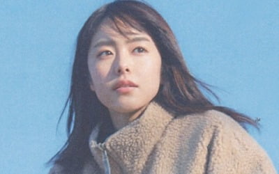 日 배우 카라타 에리카, '불륜' 논란 4년 만에 스크린 복귀