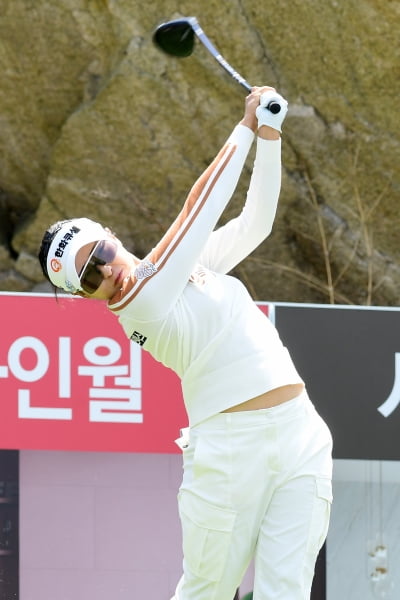 [포토] 김민주, '힘차게 날아라'