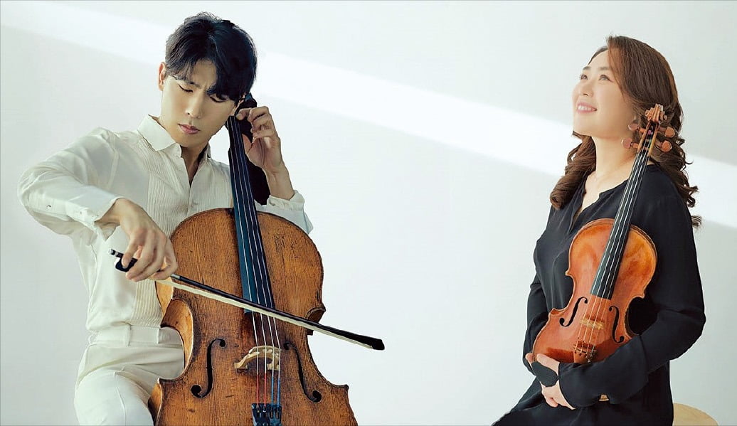 다음달 9일 서울 세종문화회관에서 열리는 도쿄필하모닉오케스트라 내한 공연의 협연자인 첼리스트 문태국(왼쪽)과 바이올리니스트 이지혜.  /크레디아 제공 