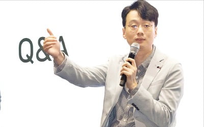 SKT "통신 특화 텔코 LLM, 연내 출격"