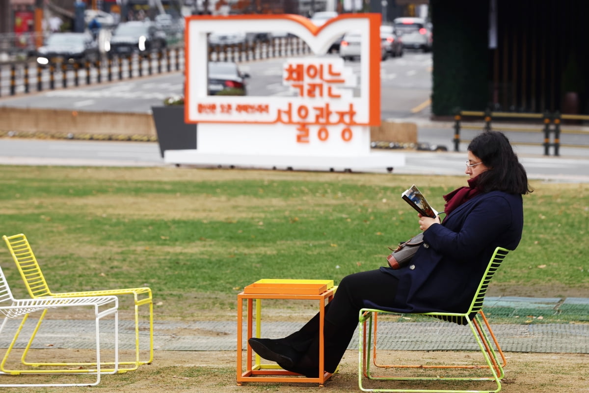 '책 속에 길이 있다는데···' 성인 10명 중 6명 "1년 간 책 한 권도 안 읽었다"