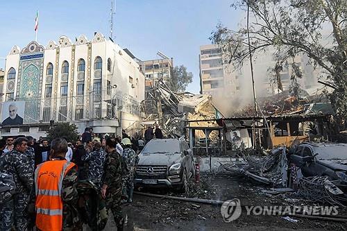 이란, 시리아 영사관 폭격 대응 예고 "방식은 추후 결정"