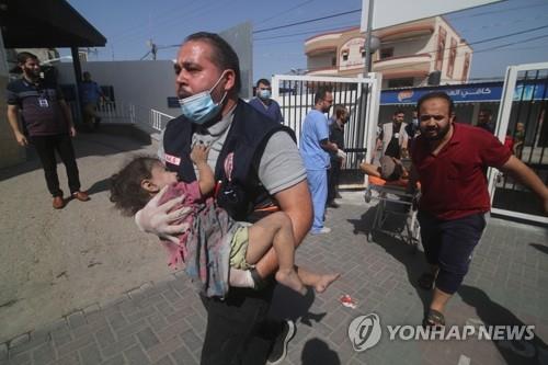 "이스라엘이 의료체계 조직적 파괴…가자서 대학살 진행 중"