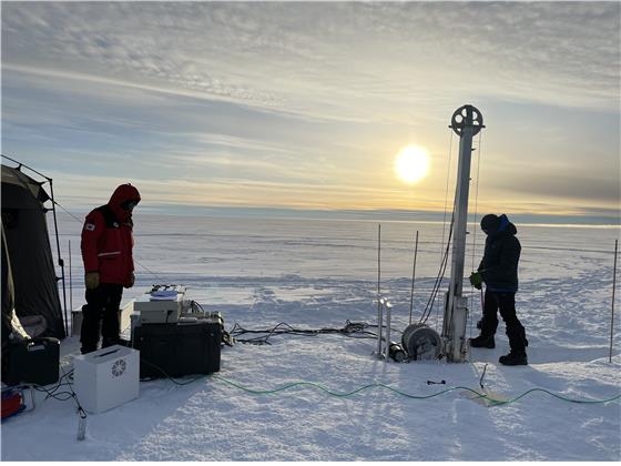 극지연구소, 기지 도움 없이 빙하시추 성공