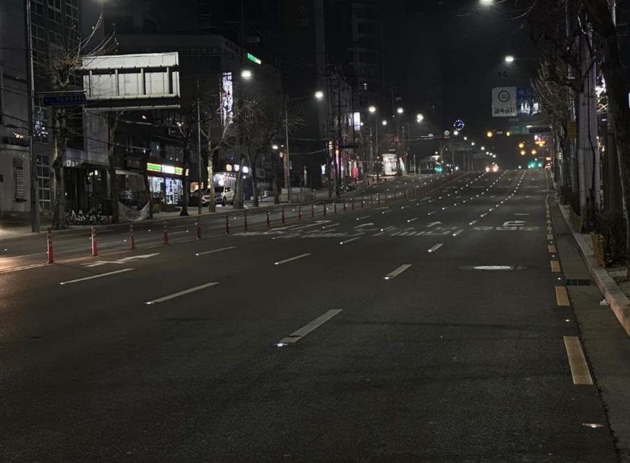 밤길·빗길도 뚜렷…서울시, 1천㎞ 구간에 고성능 차선 깐다