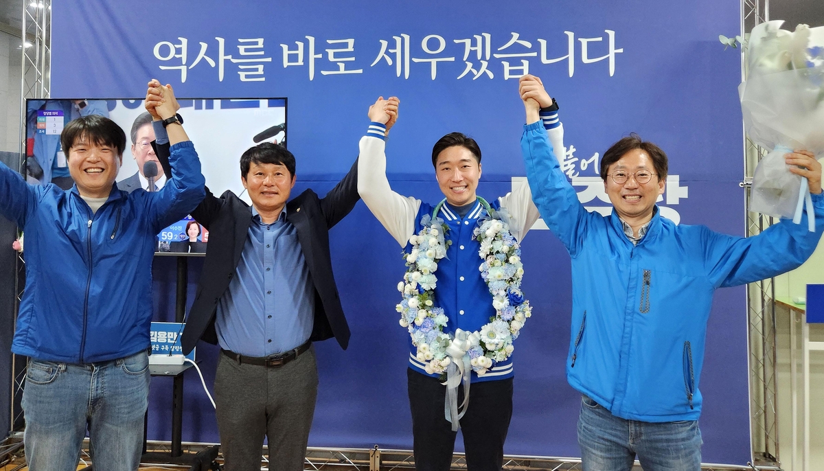 [화제의 당선인] 백범 김구 증손자 김용만 국회 입성