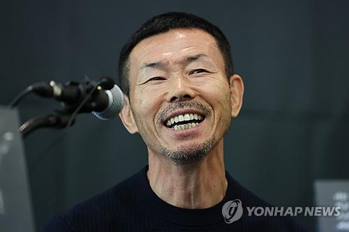 손흥민 아버지 손웅정 "친구 같은 부모? 그건 직무 유기죠"