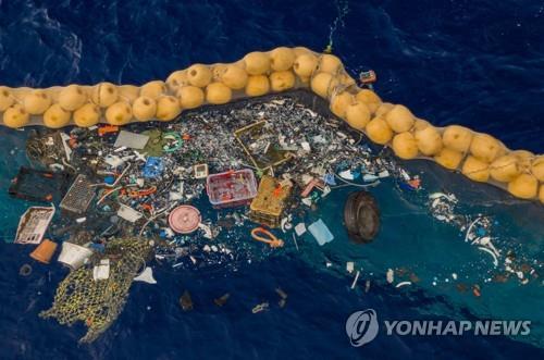 프랑스 3배 크기의 쓰레기 섬…"폐기물은 미래의 시한폭탄"