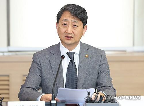 체코서 '바라카 신화' 재현할까…30조 원전 수주전 6월 결판