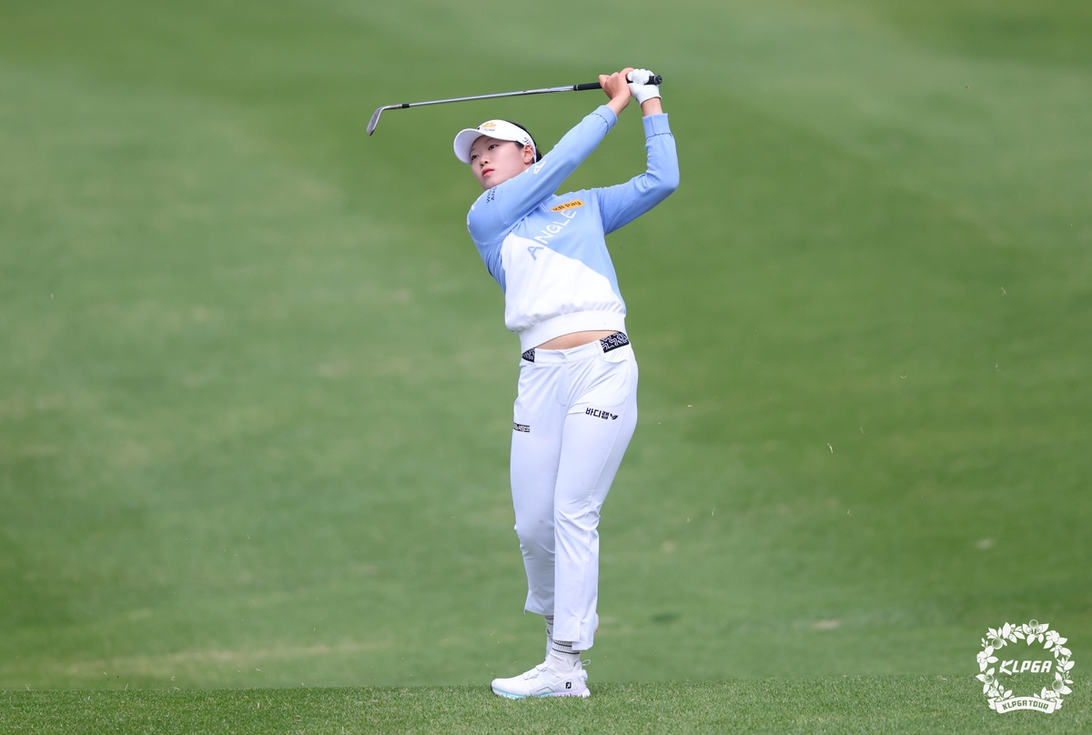 전예성·박주영, KLPGA 챔피언십 첫날 1타 차 공동 선두