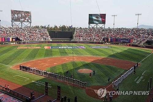 콜로라도 로키스, MLB 최초 같은 달에 3개국서 정규시즌 경기