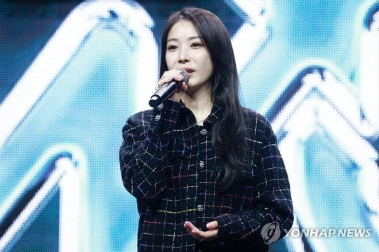 '은퇴 암시' 보아, SNS 게시물 전부 삭제