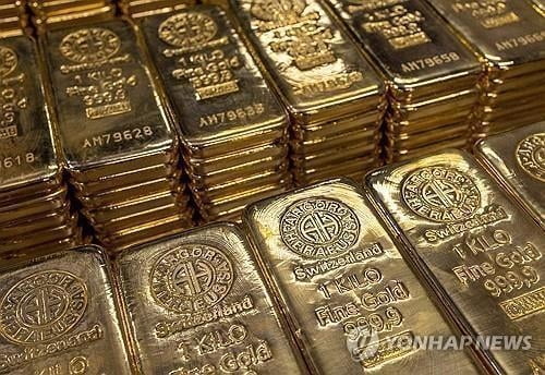 금값 또 경신…사상 최초 2,400달러 돌파