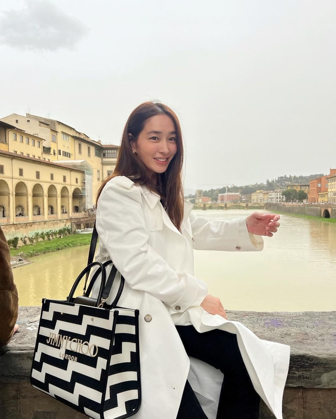 Lee Min-jung, did she go on a trip to Italy with her husband Lee Byung-hun? “You look nice for the first time in a long time.”