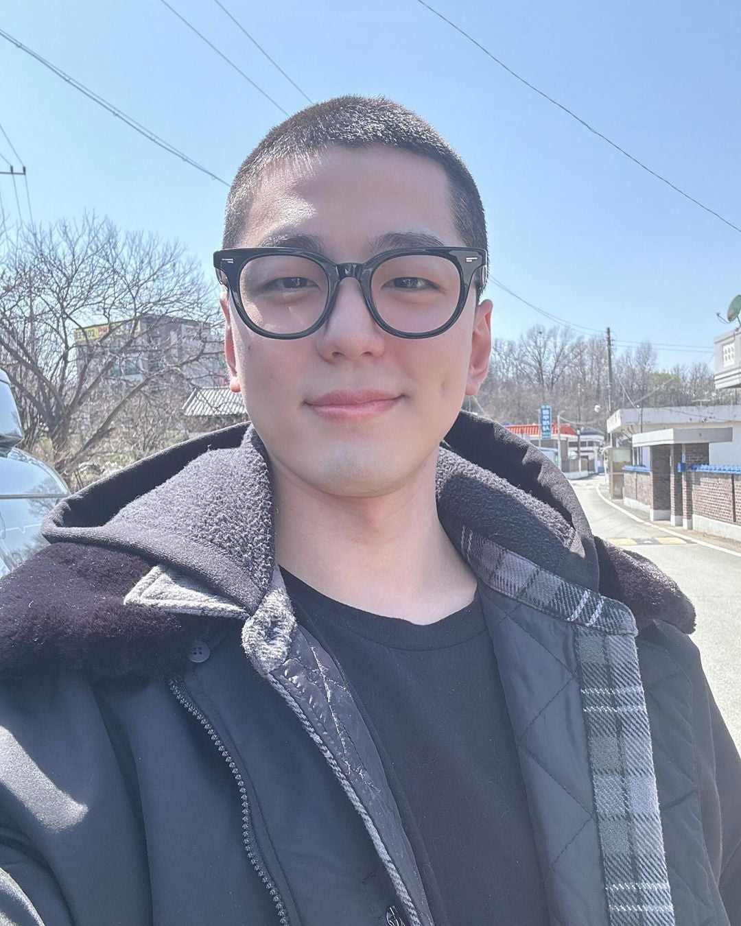 Kim Min-gyu, where are the warm visuals of the drama ‘Meet the Man’? Friendly half-shaved hair revealed