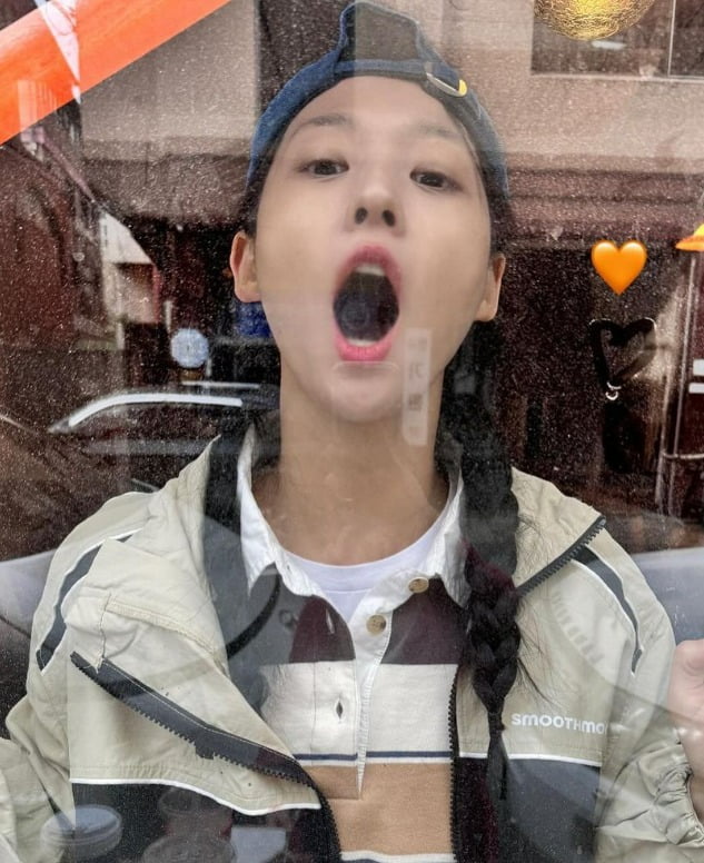 Seolhyun, a prankster who shows off her healthy teeth