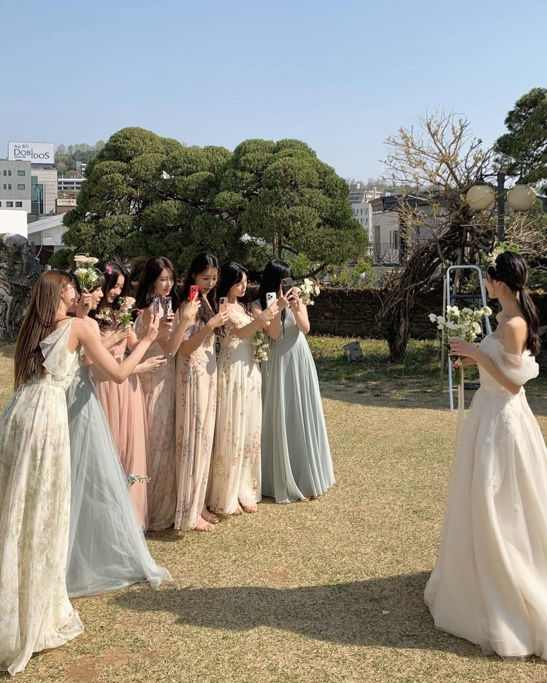 Nine Muses Minha celebrated her 1st wedding anniversary