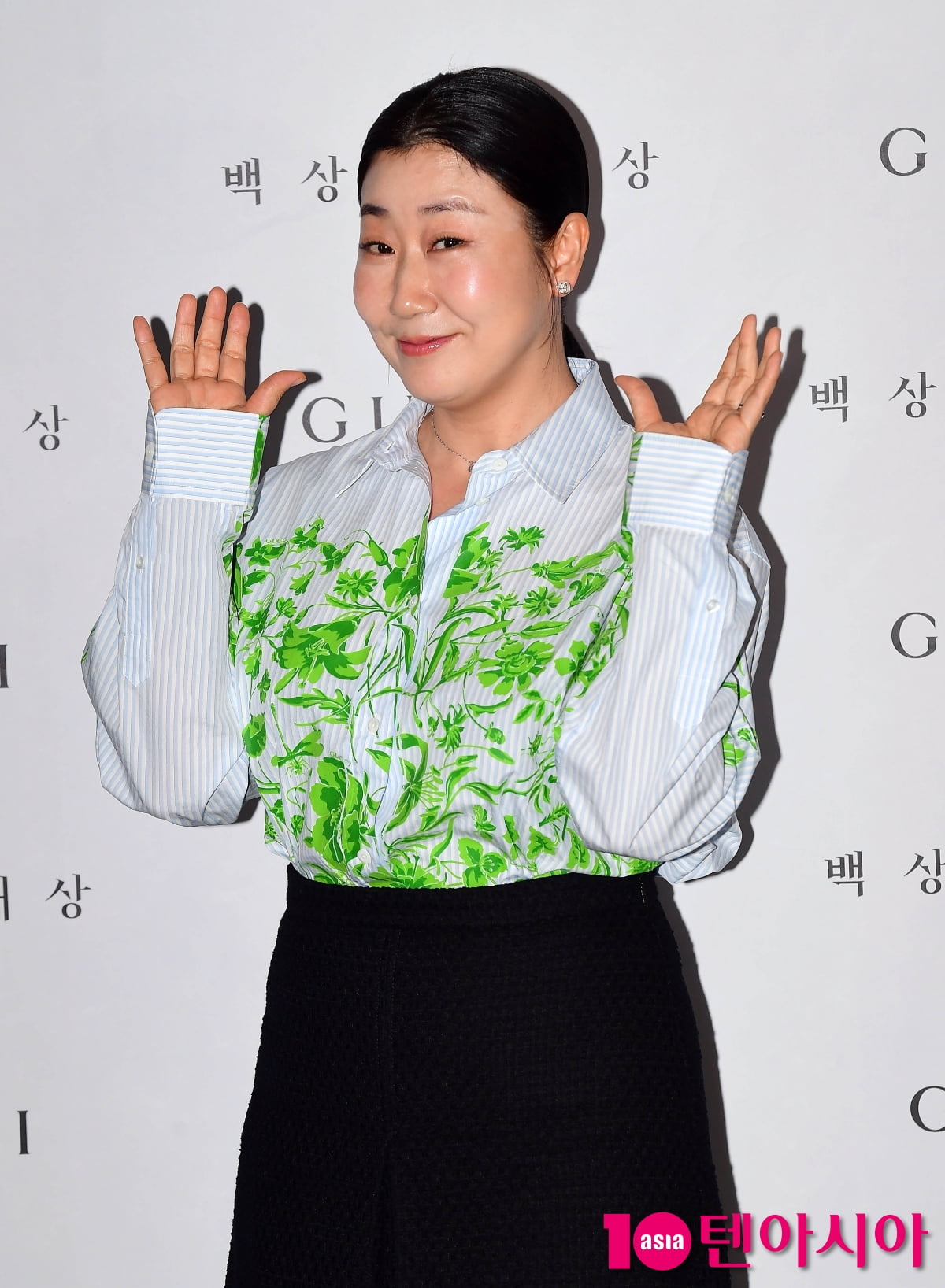 [TEN포토]라미란 '반가워요'