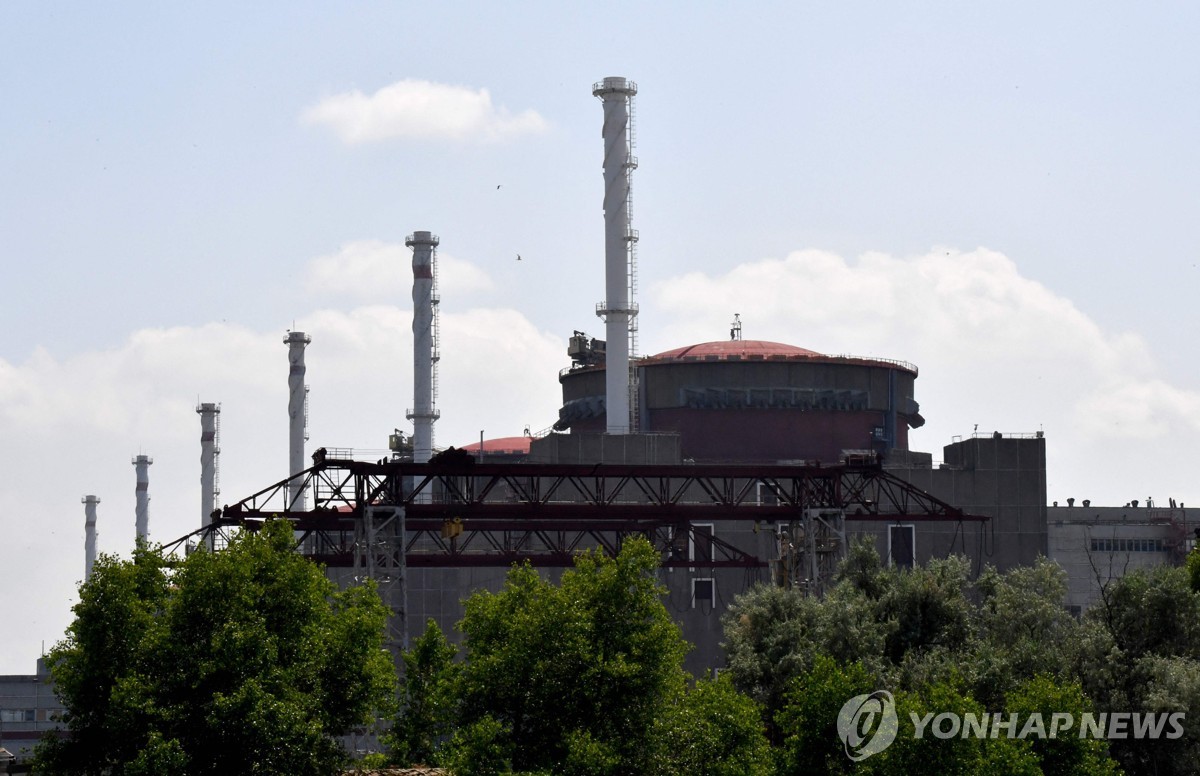 "푸틴, IAEA에 자포리자 원전 재가동 계획 밝혀"