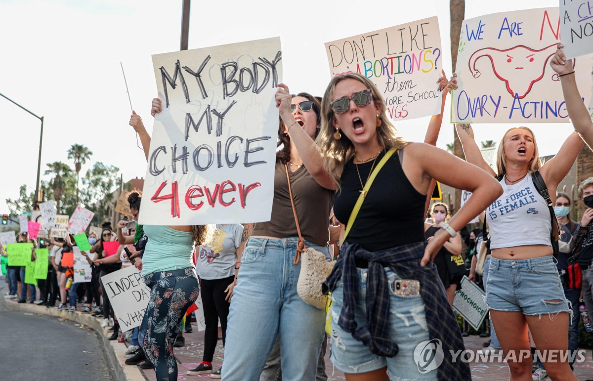 美경합주 애리조나, 160년된 낙태금지법 부활…대선 쟁점될 듯