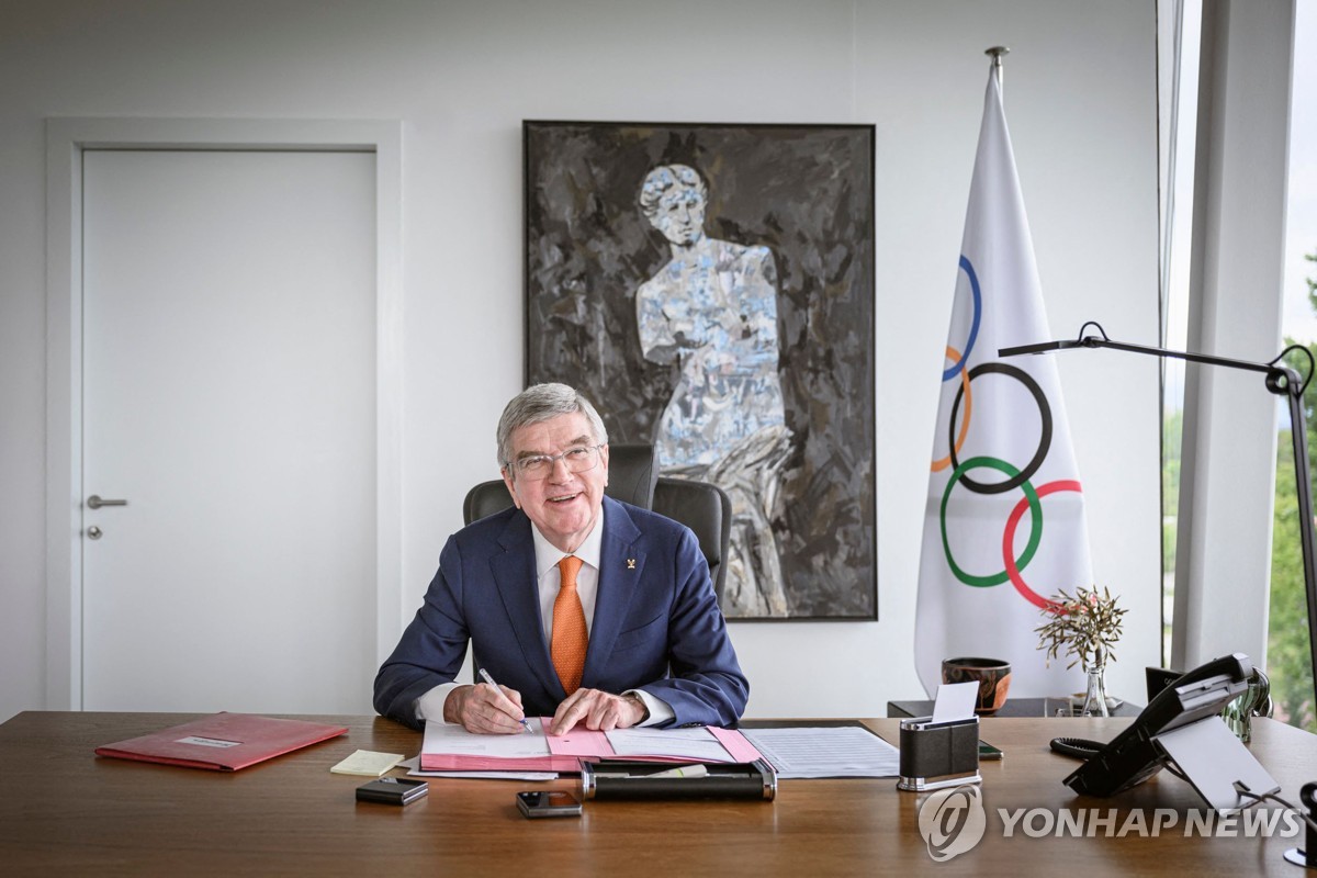 바흐 IOC 위원장 "파리올림픽 개회식, 상징적이며 잊지 못할 것"