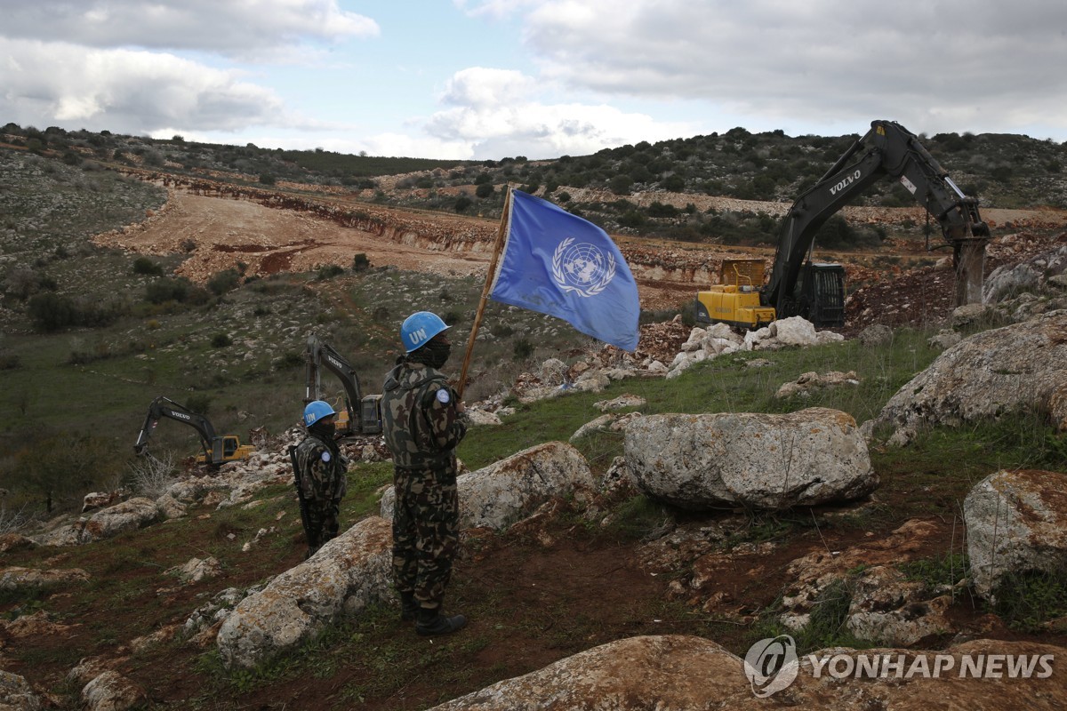 이스라엘군 "헤즈볼라 폭발물에 유엔군 3명 부상"