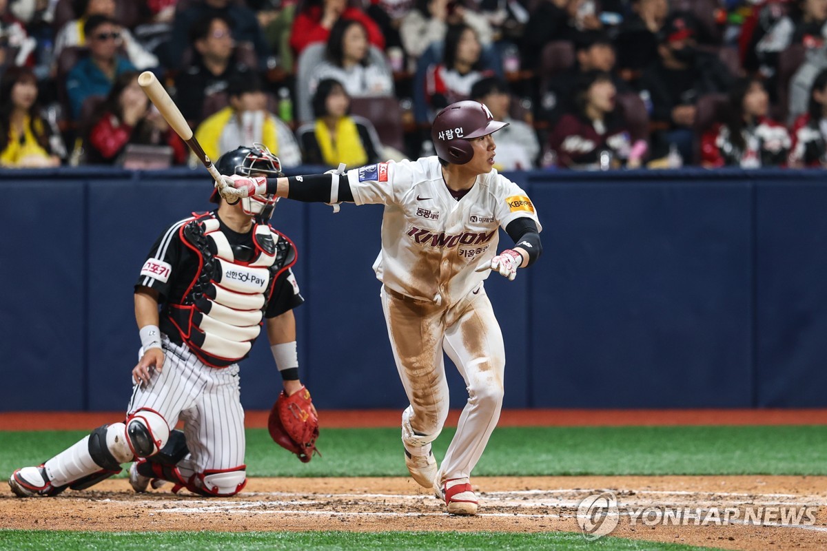 키움 타선 11안타 8득점 대폭발…개막 4연패 후 3연승