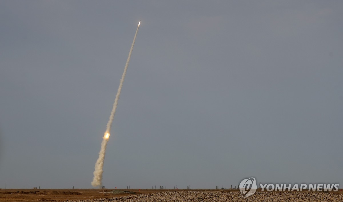 러, ICBM 시험발사 성공…"미사일 안정성 확인"