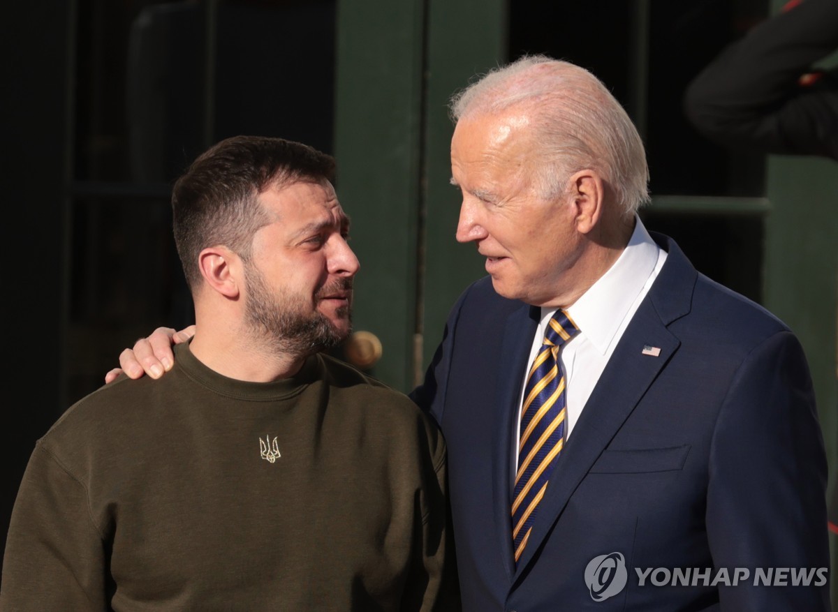 젤렌스키, 바이든에 감사…"미국-우크라 안보협정 논의 시작"