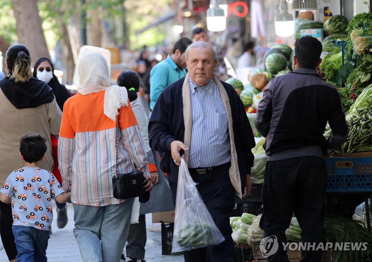 "전쟁만은 안돼"…이란인들, 이스라엘 보복시사에 좌불안석