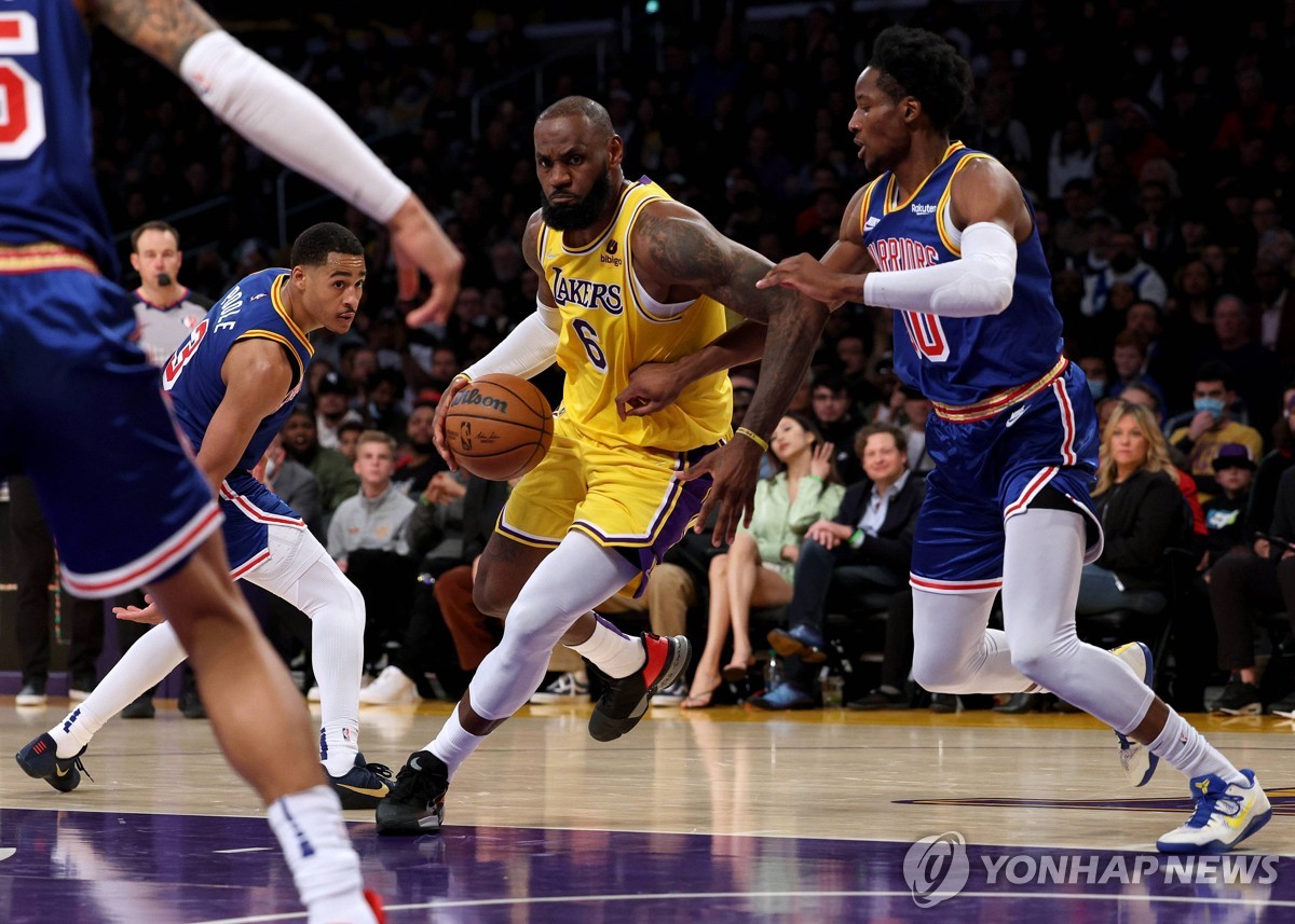 조던 46％ vs 제임스 42％…NBA 현역들이 본 역대 최고는?