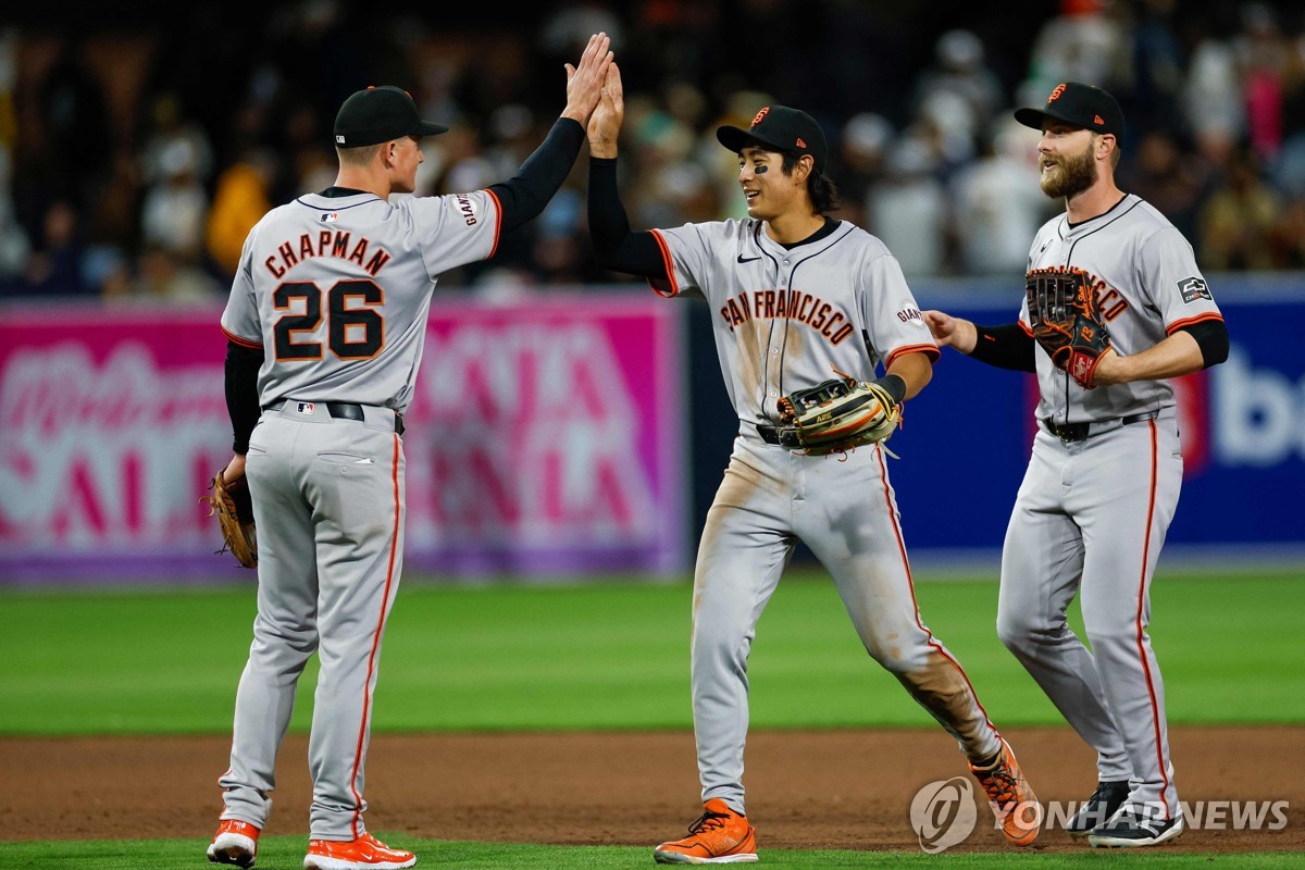 SF 동료 채프먼 "이정후, 한계 없는 선수…완벽한 리드오프"