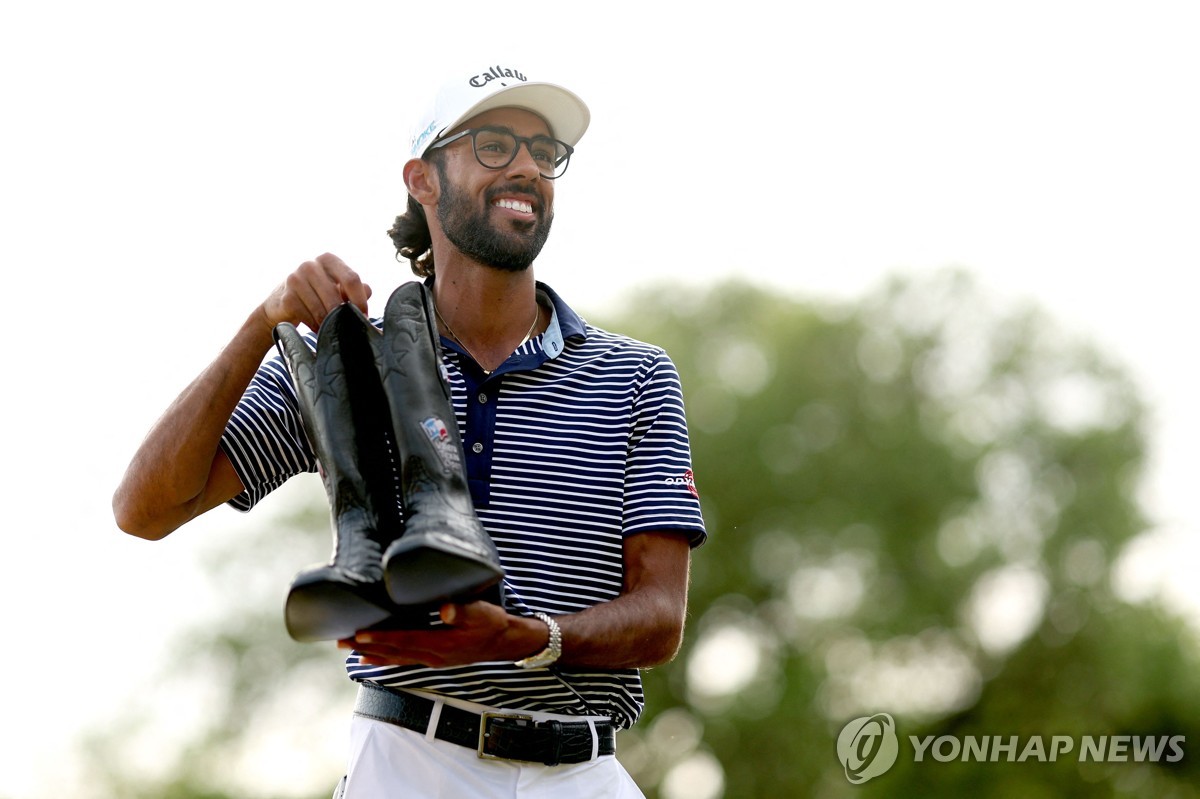 텍사스 오픈 우승한 바티아, 남자골프 랭킹 34위로 도약