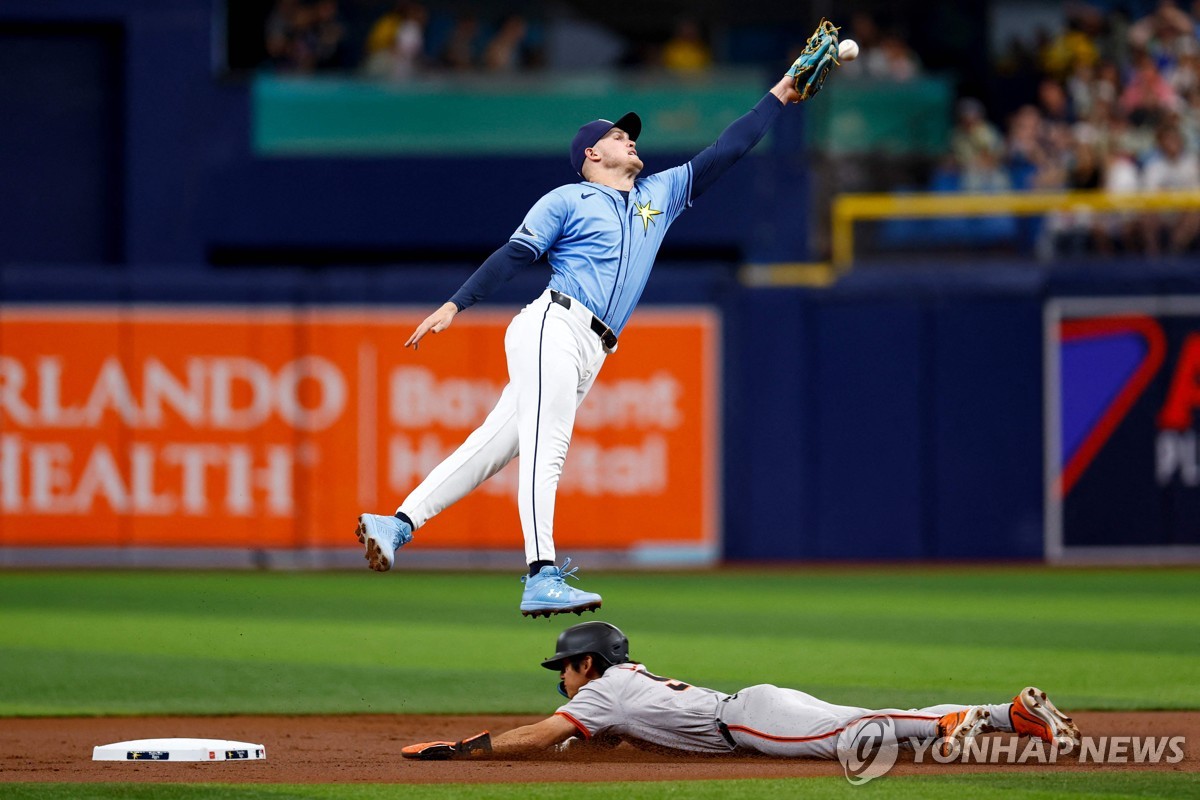 이정후, MLB 6경기 연속 안타…도루 이후 3경기 연속 득점도