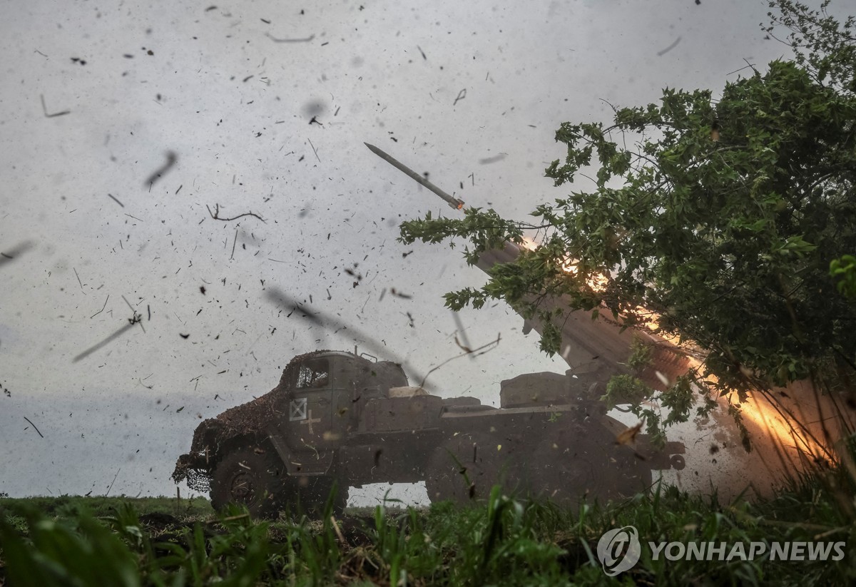 "러, EU 수송 가스시설 공격"…우크라도 정유소 공습 맞불(종합2보)