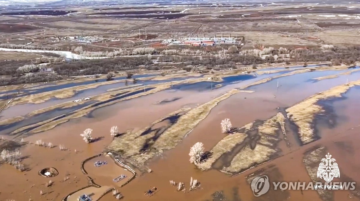 러 남부 오르스크서 댐 무너져…4천300가구 침수 위기