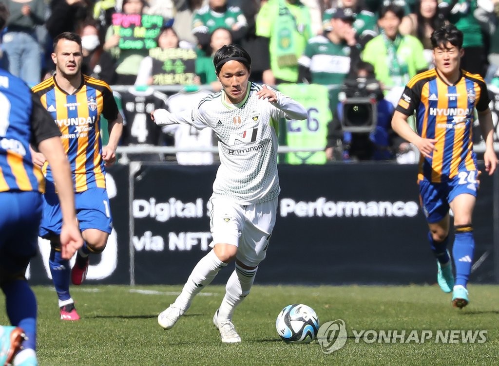 동아시아 최고 축구단은?…울산 '짙은 인연' 요코하마와 격돌