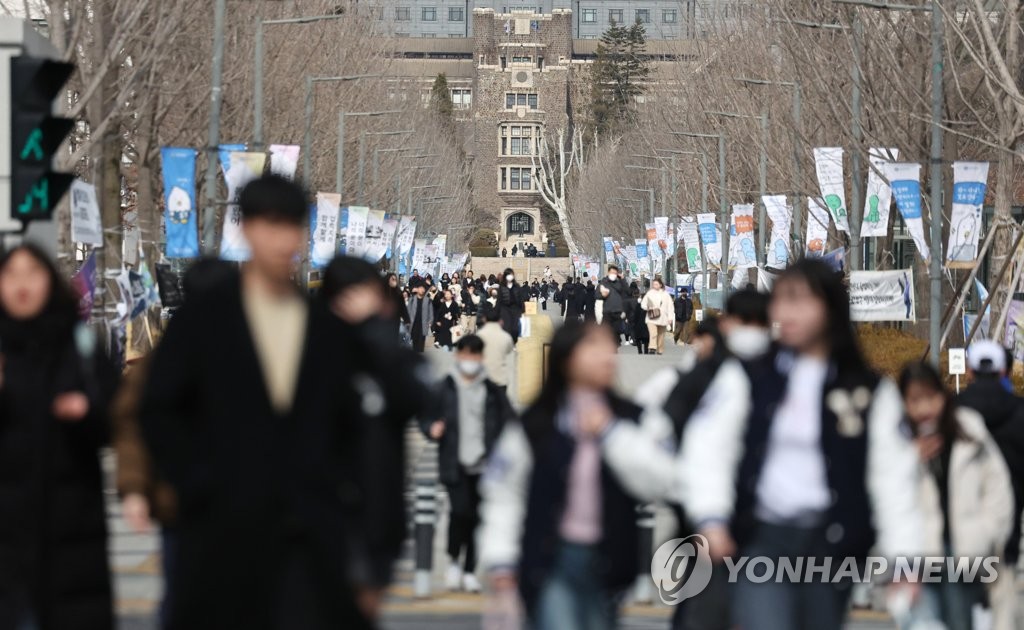 "막말·혐오정치에 염증"…2030 청년층 표심 어디로