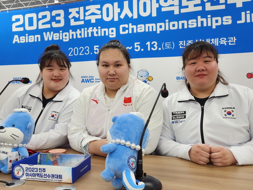 박혜정, IWF 월드컵 합계 한국신기록 세우며 2위…올림픽행 확정