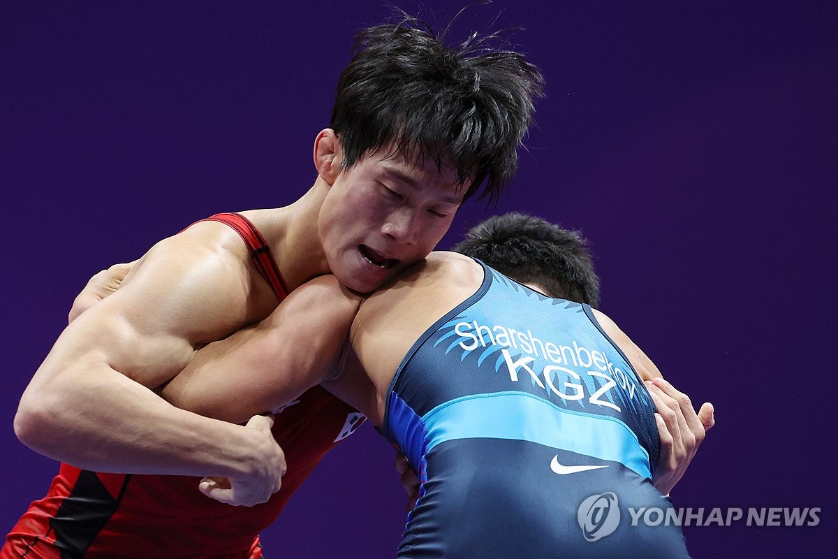레슬링 정한재, 아시아선수권 동메달…체급 조정 후 첫 메달