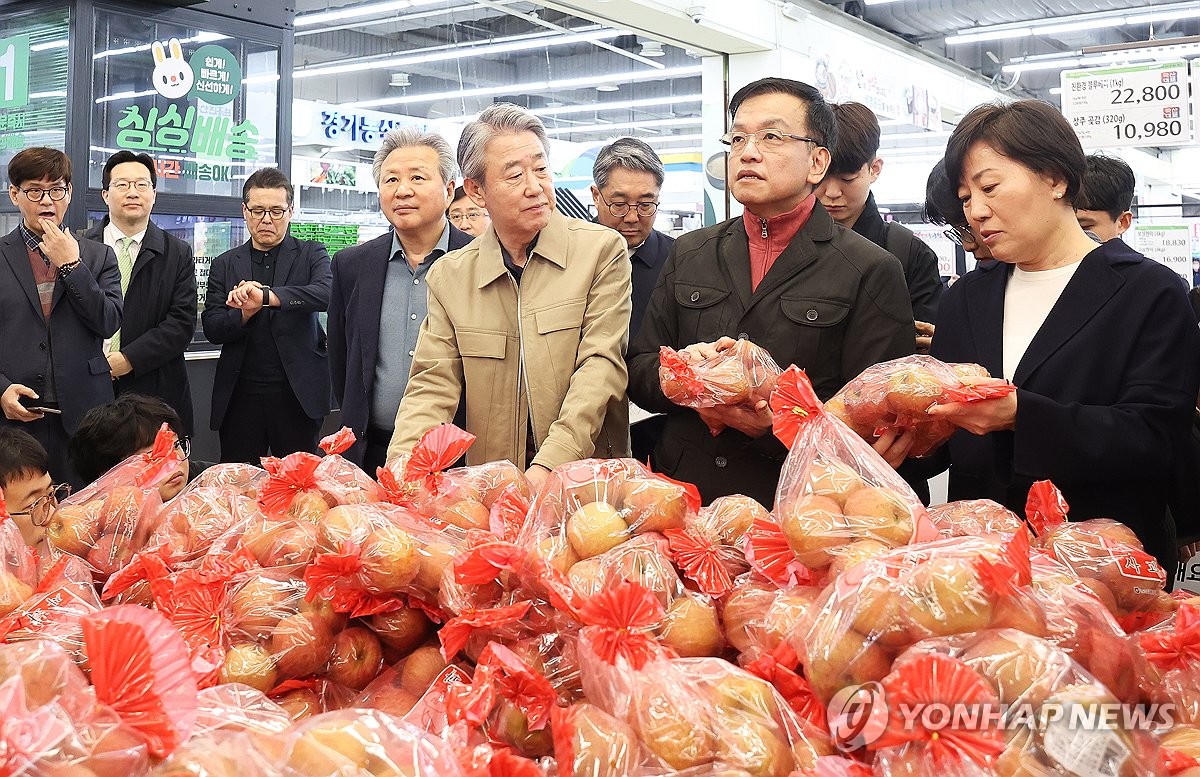 출범 100일 맞는 최상목號…역동경제 화두 속 내수회복 과제