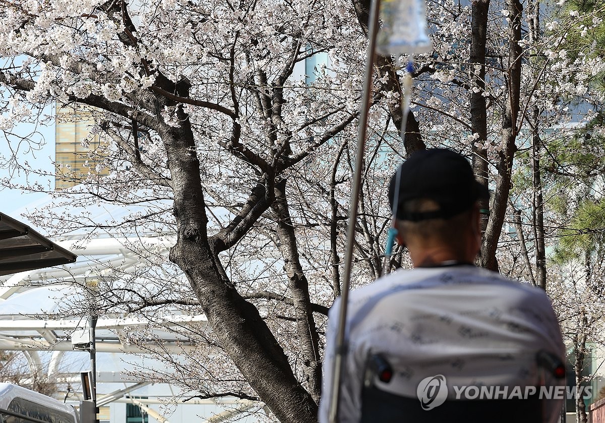 "환자 곁 못 떠났다"…의대교수·개원의 참여 미미(종합2보)