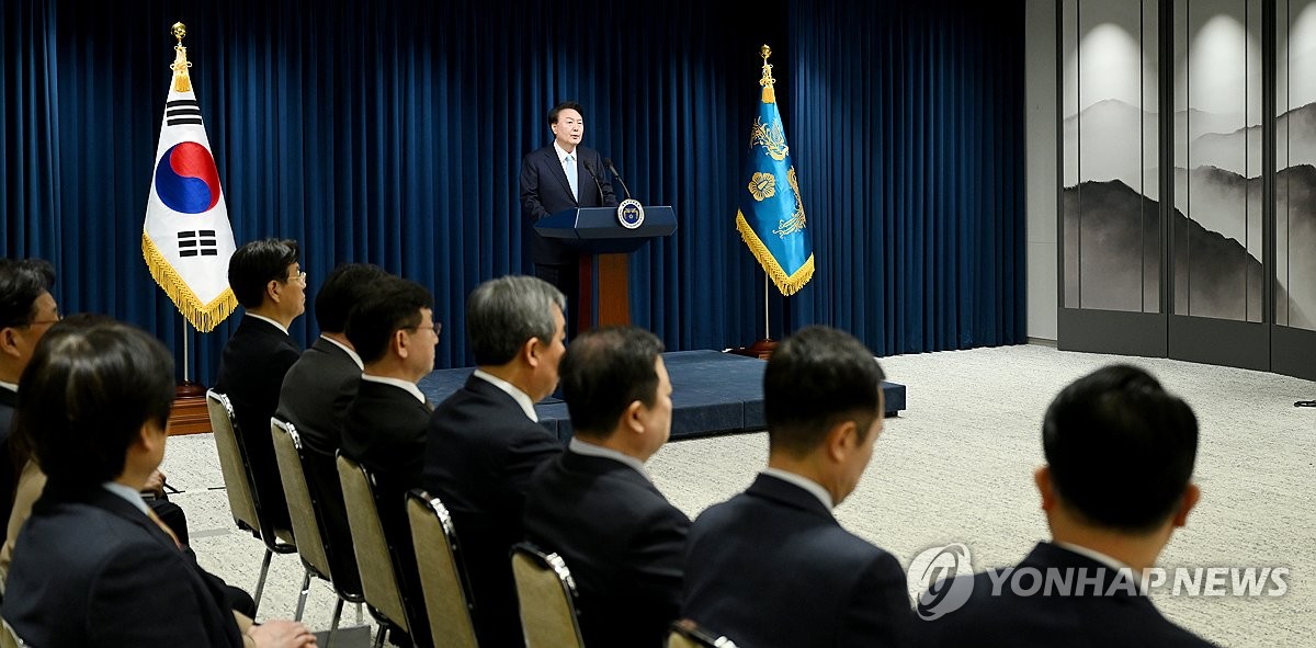 尹, 의대정원 논의 여지…강온전략 속 의료계에 '단일안' 요구(종합)